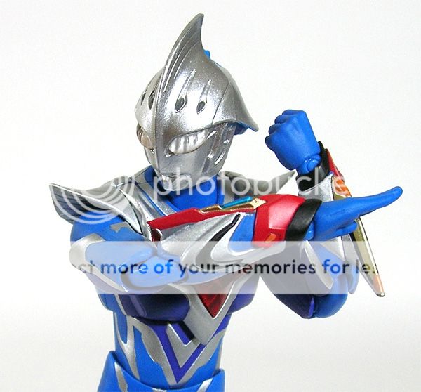 ultra-act:ultraman nexus-junis blue 超人力霸王 纳克斯-成态青